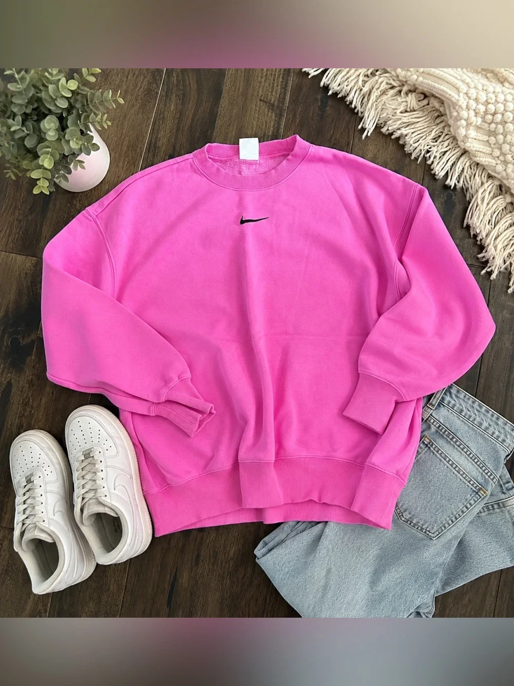 Nike Pink Oversized Fleece Crewneck Sweatshirt Black Swoosh Medium